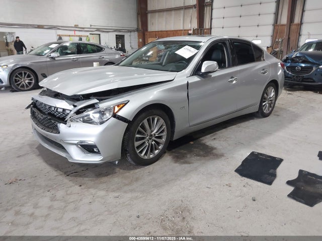 43595612 :رقم المزاد ، JN1EV7AP8LM207957 vin ، 2020 Infiniti Q50 Luxe مزاد بيع