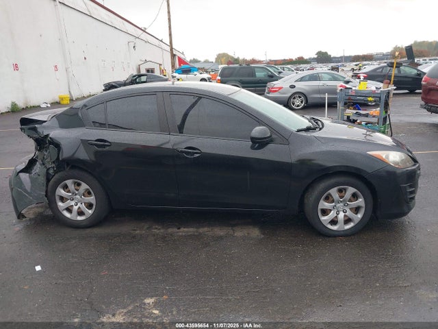 Продаж на аукціоні авто 2011 Mazda Mazda3 I Sport, vin: JM1BL1UG0B1492510, номер лоту: 43595654