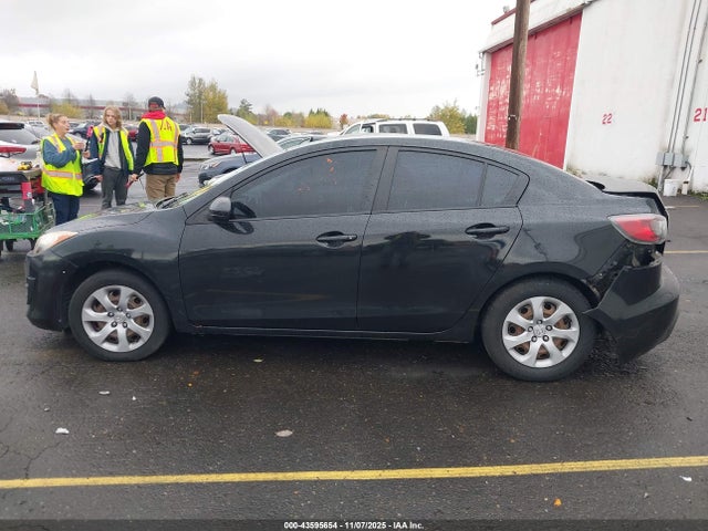 Продаж на аукціоні авто 2011 Mazda Mazda3 I Sport, vin: JM1BL1UG0B1492510, номер лоту: 43595654