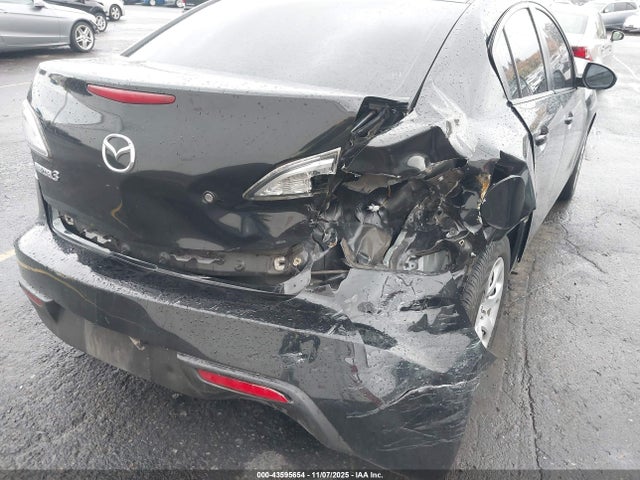 Продаж на аукціоні авто 2011 Mazda Mazda3 I Sport, vin: JM1BL1UG0B1492510, номер лоту: 43595654