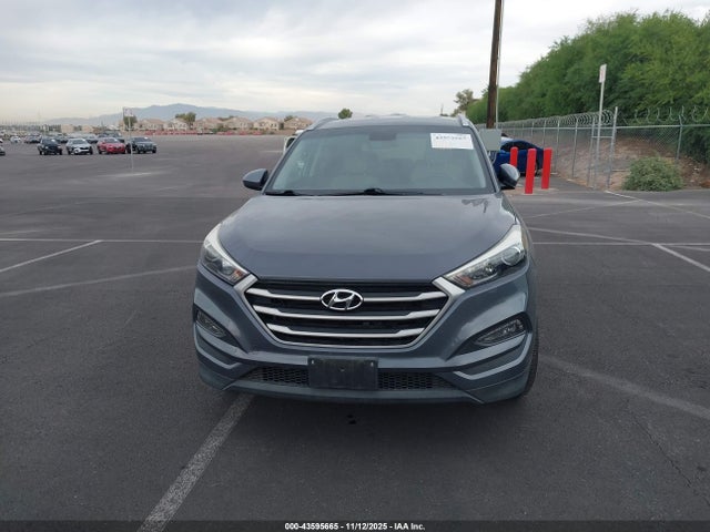 Hyundai TUCSON SEL 2018 KM8J3CA44JU735889 Image 6