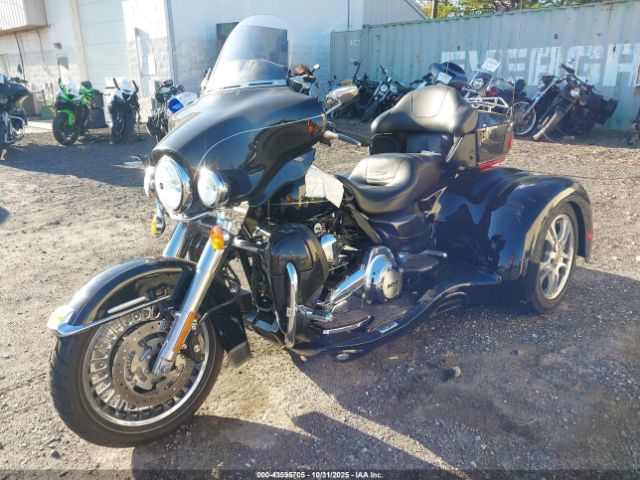 2012 HARLEY-DAVIDSON FLHTK 1HD1KEM14CB605631 Photo 1