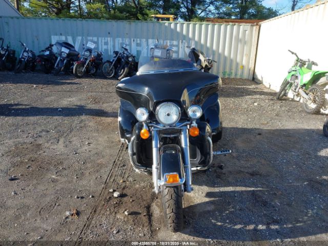 2012 HARLEY-DAVIDSON FLHTK 1HD1KEM14CB605631 Photo 4