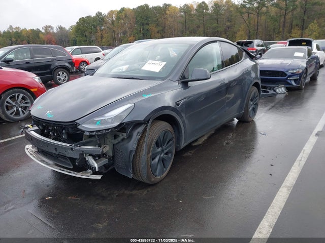 2025 TESLA MODEL Y 7SAYGDEE4SA358183 Photo 1