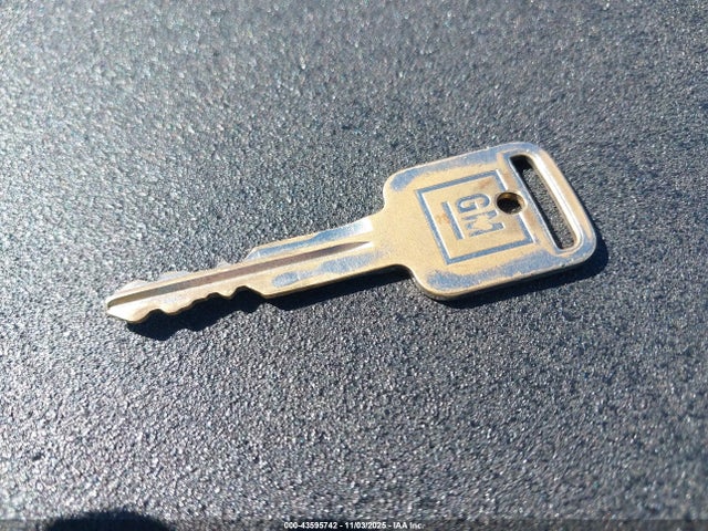 1999 CHEVROLET TRACKER 2CNBE13C8X6915939 Photo 10