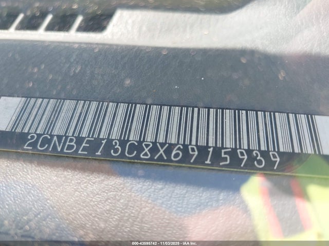 1999 CHEVROLET TRACKER 2CNBE13C8X6915939 Photo 8