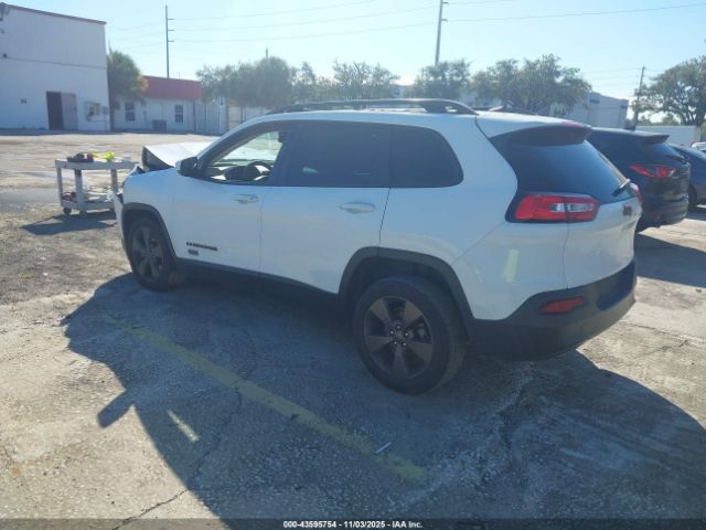 2016 JEEP CHEROKEE 1C4PJLCBXGW281158 Photo 2