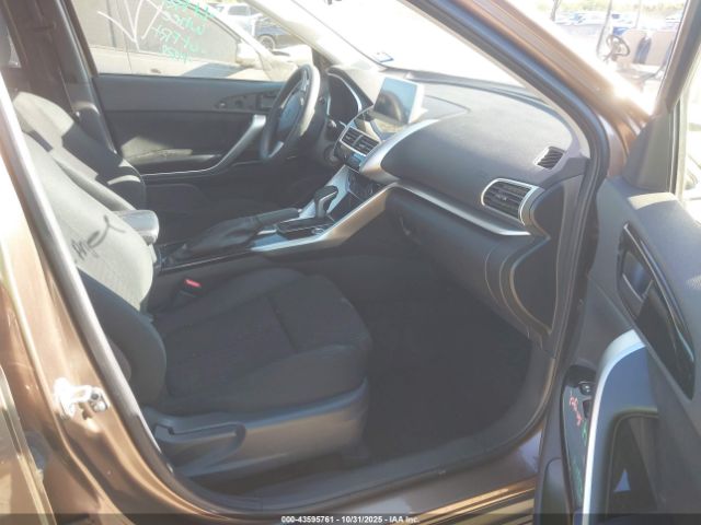 2019 MITSUBISHI ECLIPSE CROSS JA4AT4AA8KZ023156 Photo 4