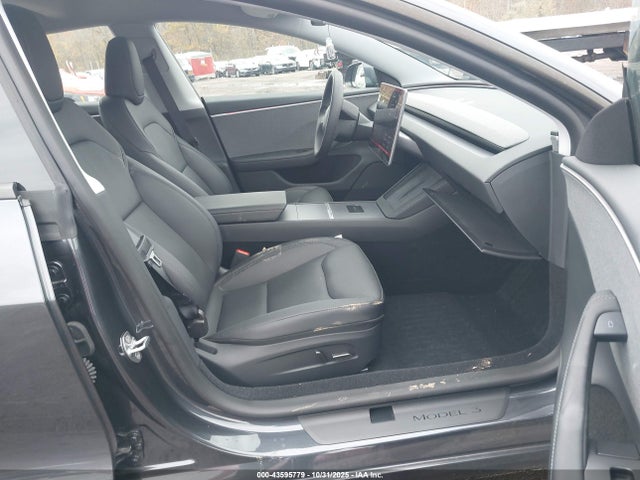 2025 TESLA MODEL 3 5YJ3E1EA8SF017350 Photo 4