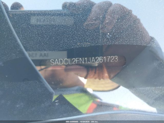 2018 JAGUAR F-PACE SADCL2FN1JA261723 Photo 8