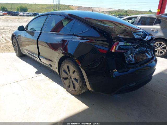 2025 TESLA MODEL 3 5YJ3E1EBXSF940258 Photo 2