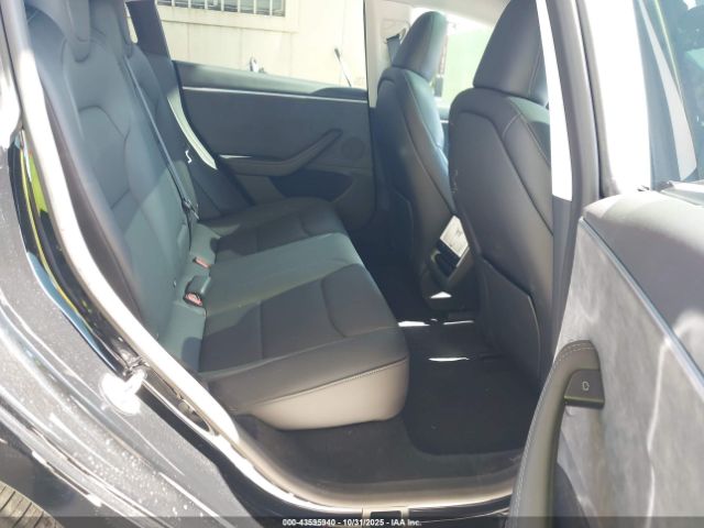 2025 TESLA MODEL 3 5YJ3E1EBXSF940258 Photo 7