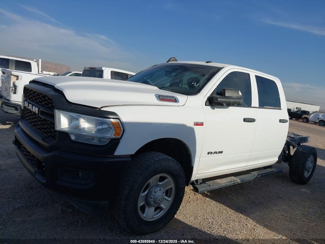 43595945 :رقم المزاد ، 3C7WR5HJ7LG118365 vin ، 2020 Ram 2500 Tradesman  4x4 8' Box مزاد بيع