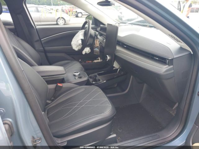 2024 FORD MUSTANG MACH-E 3FMTK1S58RMA01568 Photo 4