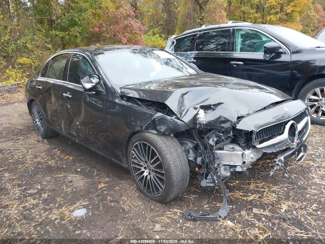 43596009 :رقم المزاد ، W1KAF4HB3NR044079 vin ، 2022 Mercedes-benz C 300 4matic مزاد بيع