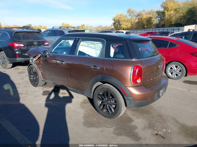 2013 MINI COUNTRYMAN WMWZB3C55DWM09346 Photo 2