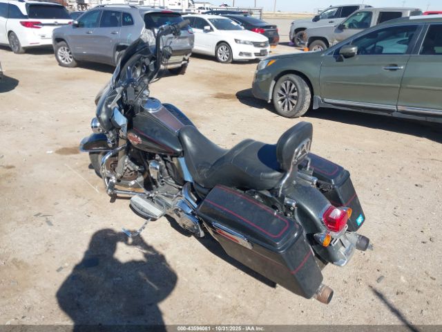 2007 HARLEY-DAVIDSON FLHTCUI 1HD1FC41X7Y712162 Photo 2