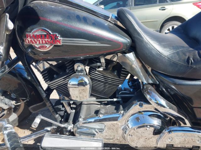 2007 HARLEY-DAVIDSON FLHTCUI 1HD1FC41X7Y712162 Photo 8