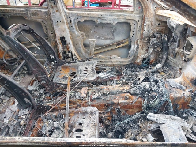 2013 JEEP GRAND CHEROKEE 1C4RJFBG1DC633709 Photo 4