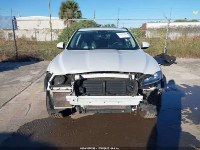 2017 JAGUAR F-PACE SADCL2BN3HA488637 Photo 5