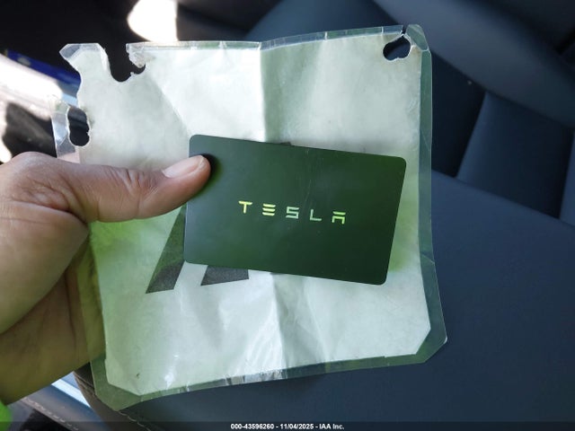 2023 TESLA MODEL Y 7SAYGDEE7PA147213 Photo 10