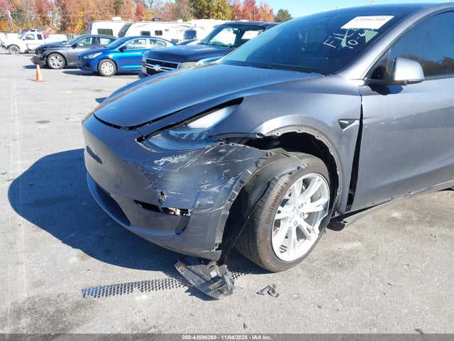 2023 TESLA MODEL Y 7SAYGDEE7PA147213 Photo 5