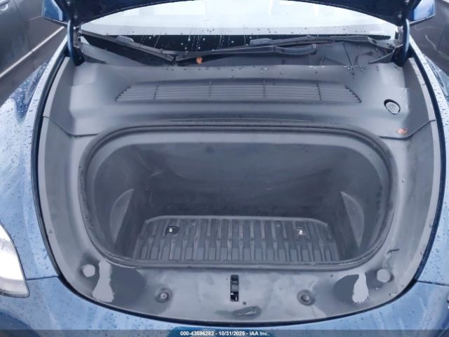 2021 TESLA MODEL Y 5YJYGDEE2MF298956 Photo 9
