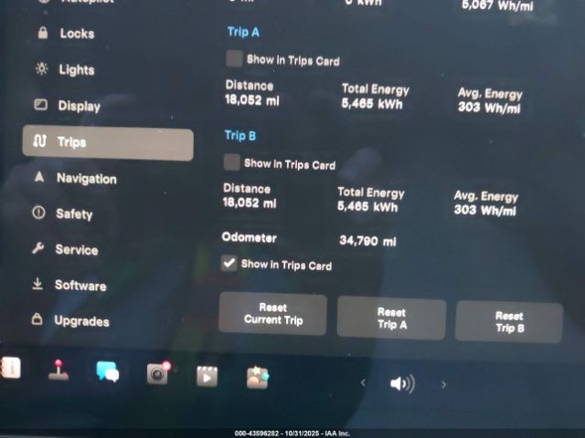 2021 TESLA MODEL Y 5YJYGDEE2MF298956 Photo 6