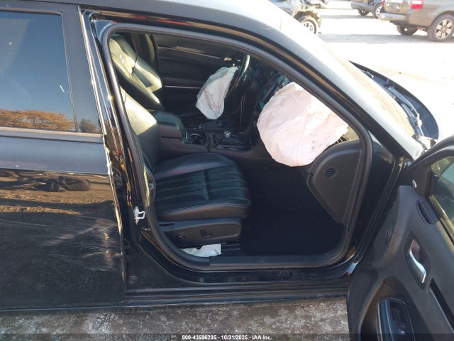 Продаж на аукціоні авто 2019 Chrysler 300 300s, vin: 2C3CCABG2KH689241, номер лоту: 43596285