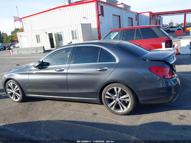 Mercedes-Benz C 300 2016 55SWF4JB2GU154736 Image 14