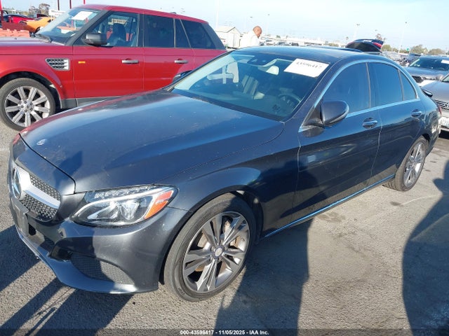 Mercedes-Benz C 300 2016 55SWF4JB2GU154736 Image 2