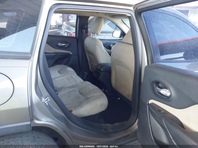 2016 JEEP CHEROKEE 1C4PJLAB7GW273585 Photo 7