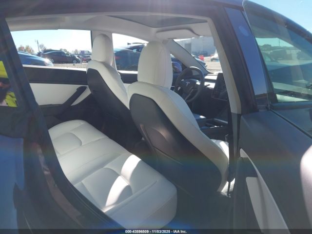 2021 TESLA MODEL 3 5YJ3E1EA8MF869975 Photo 7