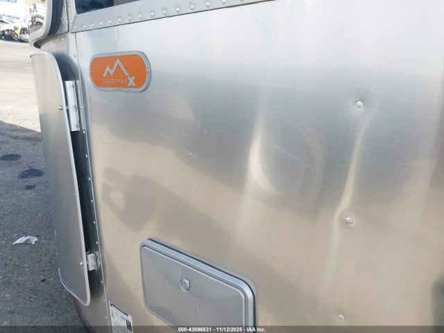 43596531 :رقم المزاد ، 1SMG4DC18KJ204442 vin ، 2019 Airstream Basecamp X مزاد بيع