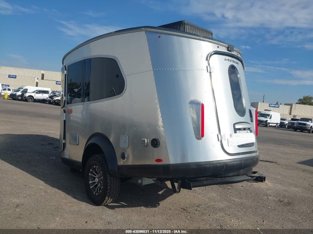 43596531 :رقم المزاد ، 1SMG4DC18KJ204442 vin ، 2019 Airstream Basecamp X مزاد بيع
