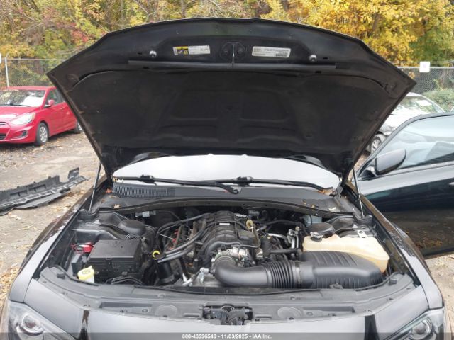 2016 CHRYSLER 300 2C3CCABT2GH269421 Photo 9