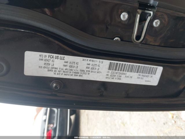 2016 CHRYSLER 300 2C3CCABT2GH269421 Photo 8