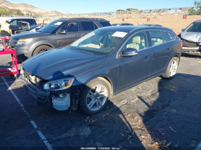 2015 VOLVO V60 YV126MEC3F1213944 Photo 1