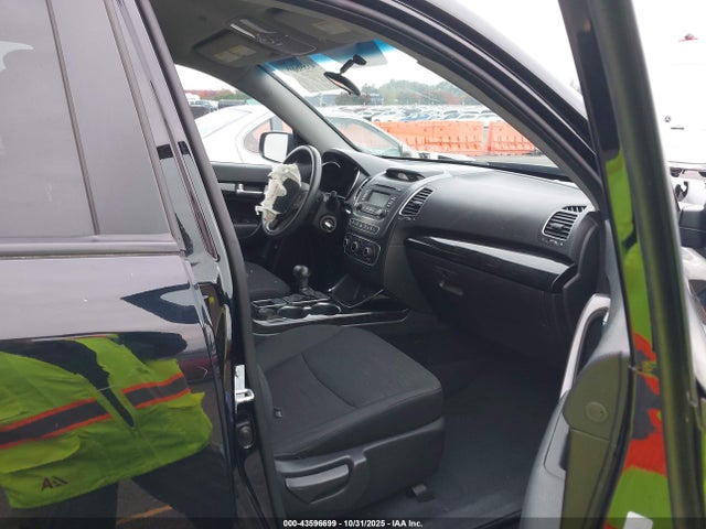 KIA SORENTO LX 2014 5XYKT3A63EG479424 Image 5