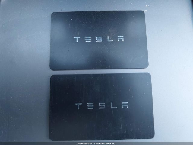 2025 TESLA MODEL Y 7SAYGDEF1SA370574 Photo 10