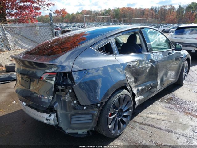 2025 TESLA MODEL Y 7SAYGDEF1SA370574 Photo 3