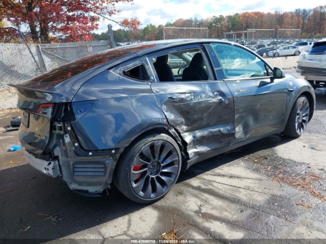 2025 TESLA MODEL Y 7SAYGDEF1SA370574 Photo 5