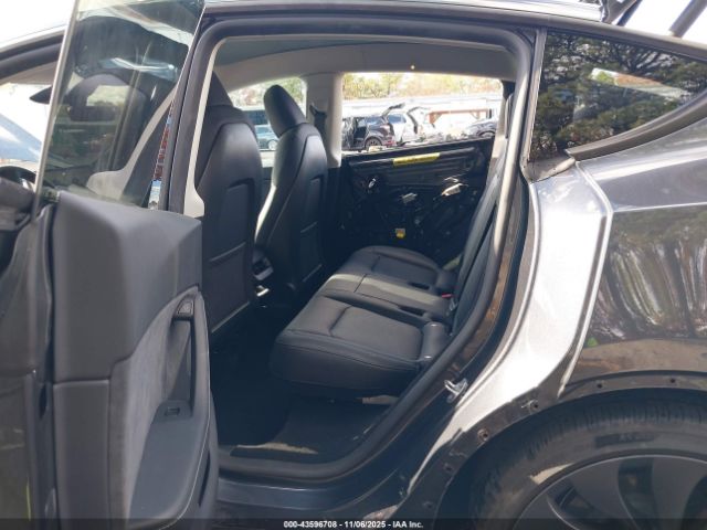 2025 TESLA MODEL Y 7SAYGDEF1SA370574 Photo 7