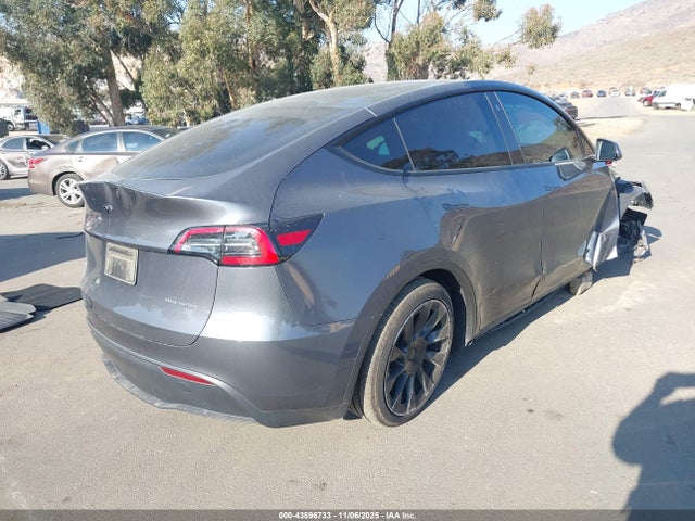 2023 TESLA MODEL Y 7SAYGAEE4PF609339 Photo 3