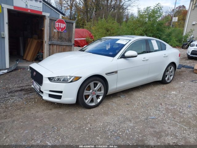 2018 JAGUAR XE SAJAK4FN5JCP18282 Photo 1