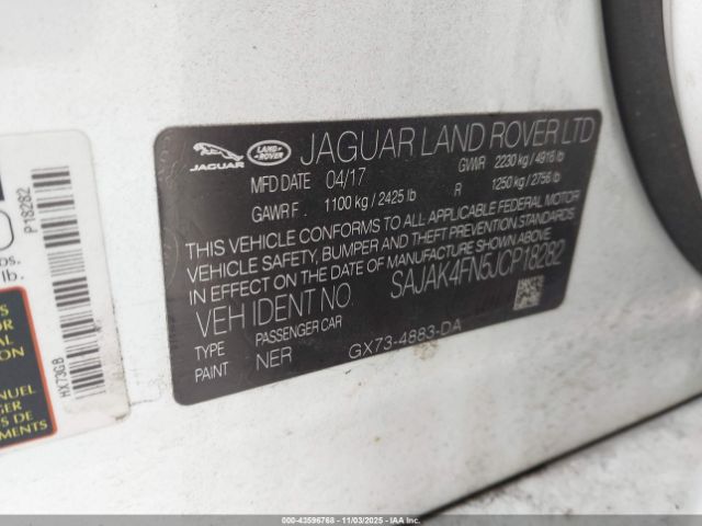 2018 JAGUAR XE SAJAK4FN5JCP18282 Photo 8