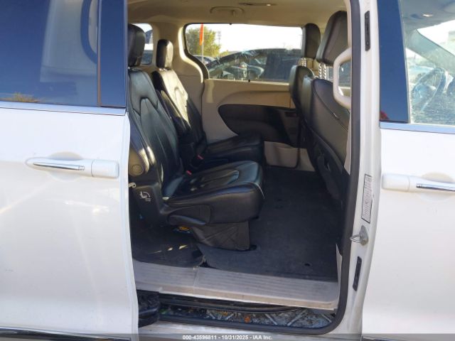 2018 CHRYSLER PACIFICA 2C4RC1BG3JR193038 Photo 7