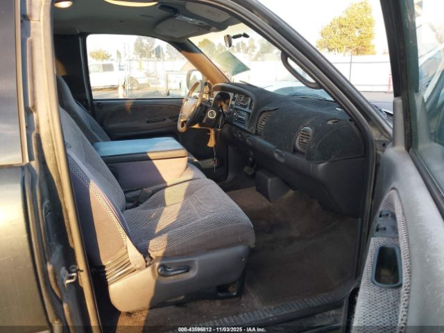 2000 DODGE RAM 1500 1B7HC13Y4YJ171261 Photo 4