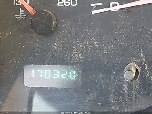 2000 DODGE RAM 1500 1B7HC13Y4YJ171261 Photo 6