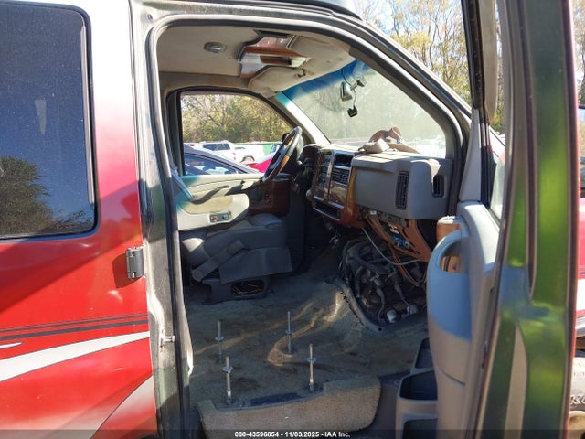 Продажа на аукционе авто 2003 Gmc Savana Upfitter, vin: 1GDFH15TX31207789, номер лота: 43596854